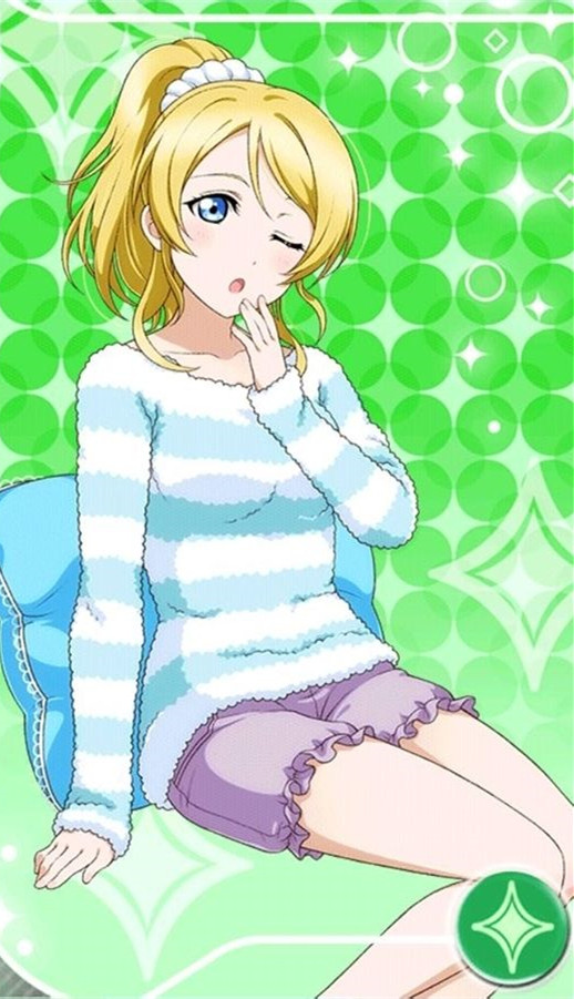 聪明可爱的绘里私服